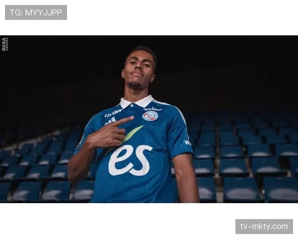 科特迪瓦后卫盖拉杜埃畅谈世界杯晋级心路历程与未来展望